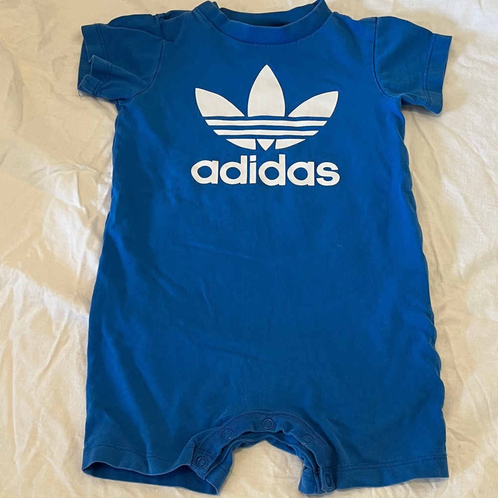 12M Adidas Kids Bodysuit in Bold Blue